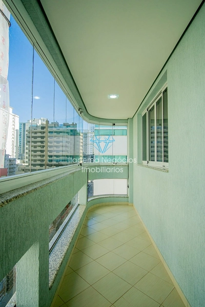 Apartamento mobiliado e equipado, frente ao mar, com 141m² e 2 vagas: 35ª foto da galeria de imagens do imóvel