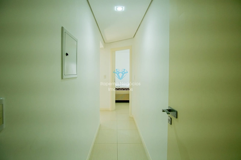 Apartamento mobiliado e equipado, frente ao mar, com 141m² e 2 vagas: 49ª foto da galeria de imagens do imóvel