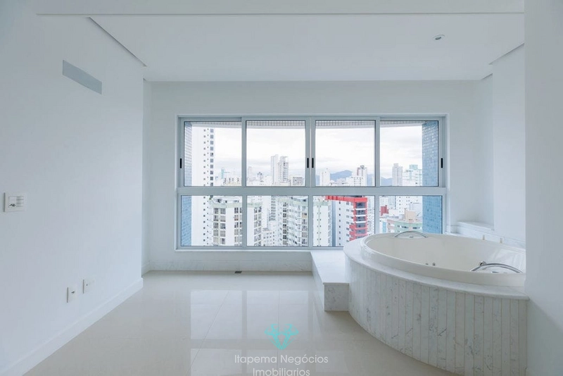 Viva o luxo que esse Duplex tem a oferecer.: 17ª foto da galeria de imagens do imóvel