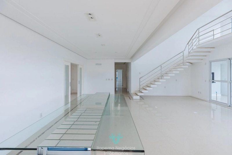Viva o luxo que esse Duplex tem a oferecer.: 11ª foto da galeria de imagens do imóvel