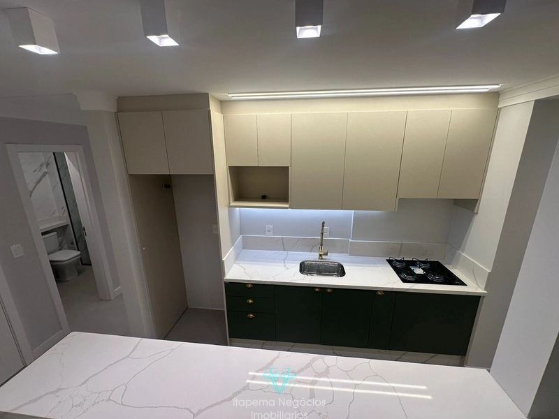 Apartamento semi-mobiliado, 2 dormitórios, sendo 1 suíte, 1 vaga.: 3ª foto da galeria de imagens do imóvel
