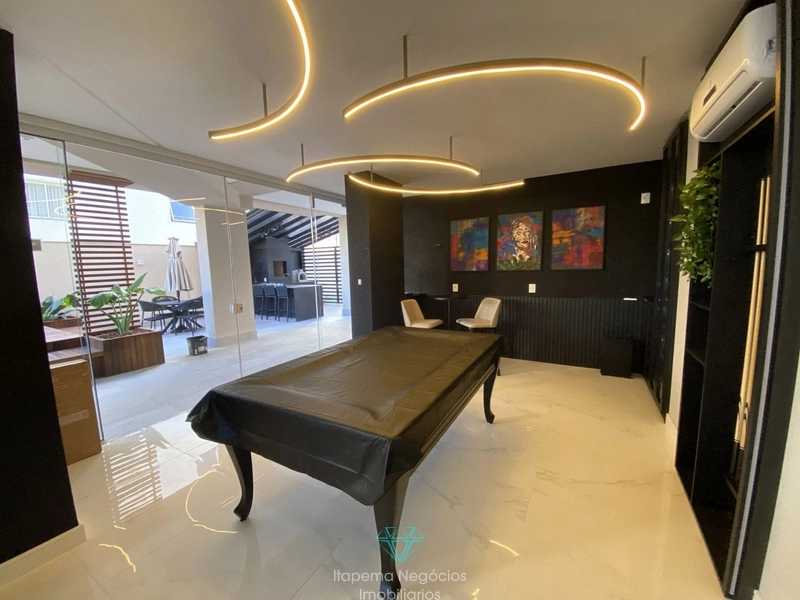 Apartamento com 3 suites 2 vagas de garagem , Meia Praia/Itapema: 20ª foto da galeria de imagens do imóvel