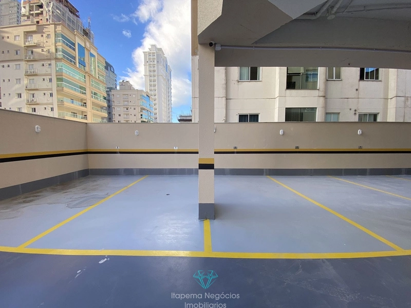 Apartamento com 3 suites 2 vagas de garagem , Meia Praia/Itapema: 12ª foto da galeria de imagens do imóvel