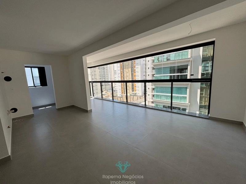 Apartamento à venda com 3 quartos, 3 suites, 2 vagas e 4 banheiros.: 2ª foto da galeria de imagens do imóvel