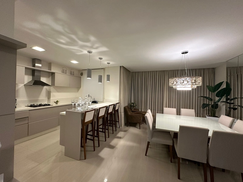 APARTAMENTO À VENDA – BALNEÁRIO CAMBORIÚ/SC: 3ª foto da galeria de imagens do imóvel