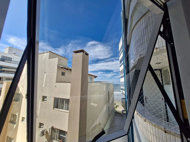 APARTAMENTO MOBILIADO E EQUIPADO – FRENTE MAR: 40ª foto da galeria de imagens do imóvel