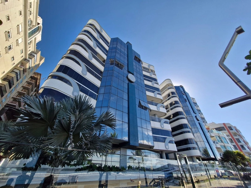 APARTAMENTO MOBILIADO E EQUIPADO – FRENTE MAR: 3ª foto da galeria de imagens do imóvel