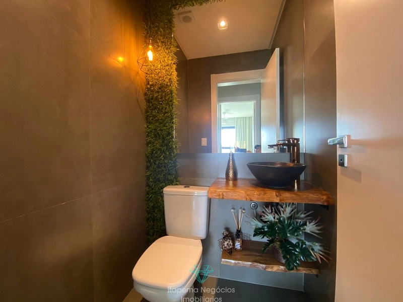 Apartamento frente avenida em Meia Praia, Itapema - SC: 30ª foto da galeria de imagens do imóvel
