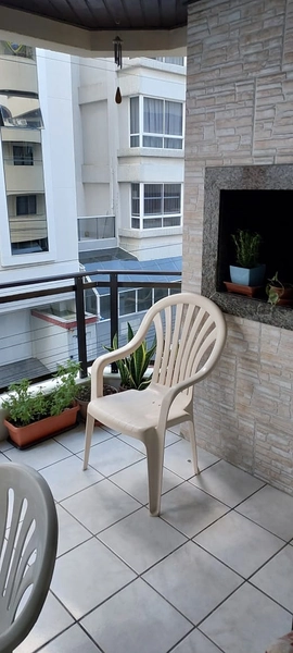 Apartamento à venda em Meia Praia – Segunda Quadra: 3ª foto da galeria de imagens do imóvel