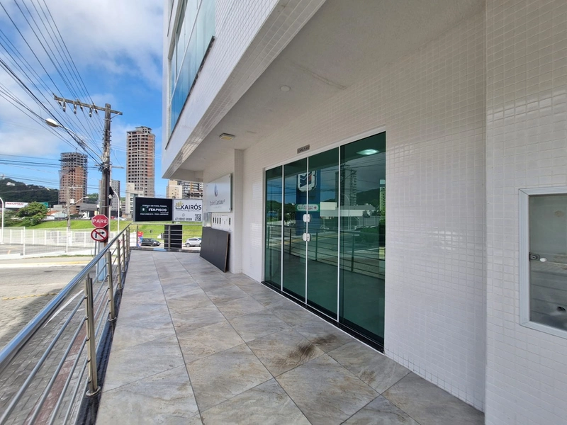 SALA COMERCIAL PARA LOCAÇÃO | Casa Branca Center: 1ª foto da galeria de imagens do imóvel