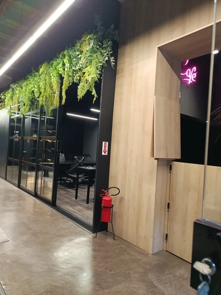 Sala comercial para locação no bairro Morretes: 23ª foto da galeria de imagens do imóvel