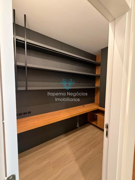 Mobiliado com 3 suítes.: 11ª foto da galeria de imagens do imóvel