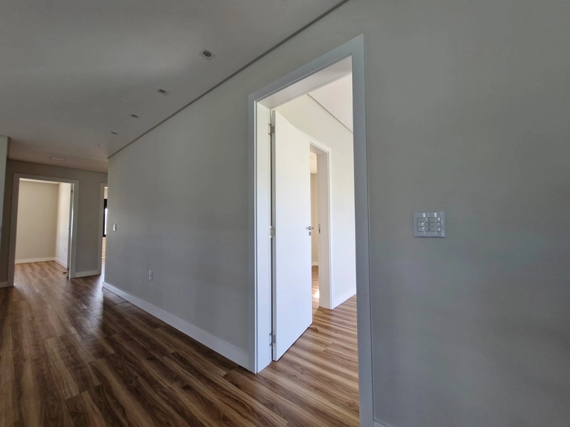 Casa de Alto Padrão em Condomínio de Luxo em Camboriú: 19ª foto da galeria de imagens do imóvel