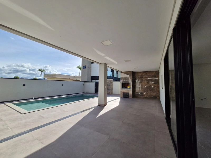 Casa de Alto Padrão em Condomínio de Luxo em Camboriú: 9ª foto da galeria de imagens do imóvel