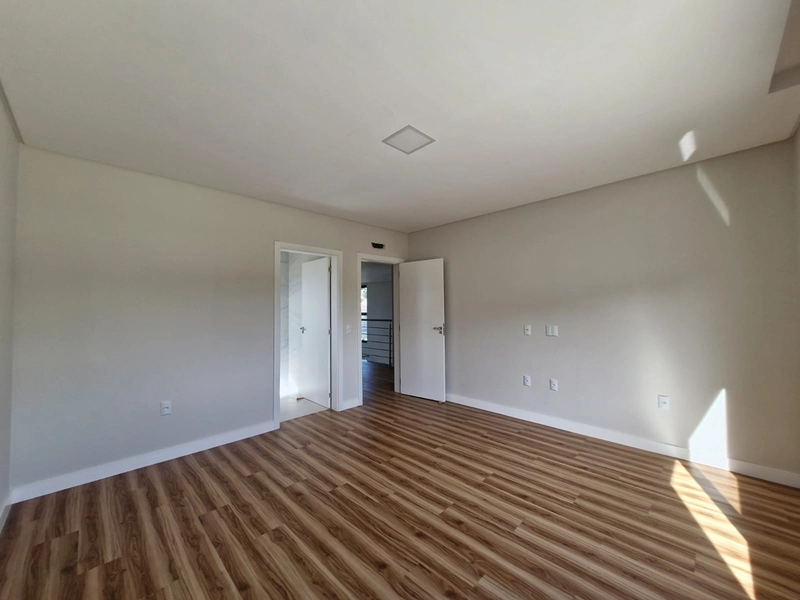 Casa de Alto Padrão em Condomínio de Luxo em Camboriú: 14ª foto da galeria de imagens do imóvel