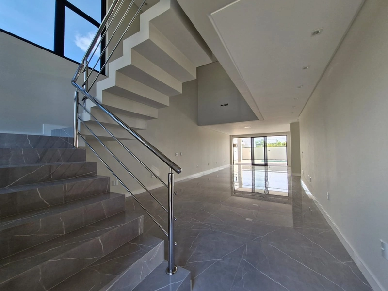 Casa de Alto Padrão em Condomínio de Luxo em Camboriú: 30ª foto da galeria de imagens do imóvel