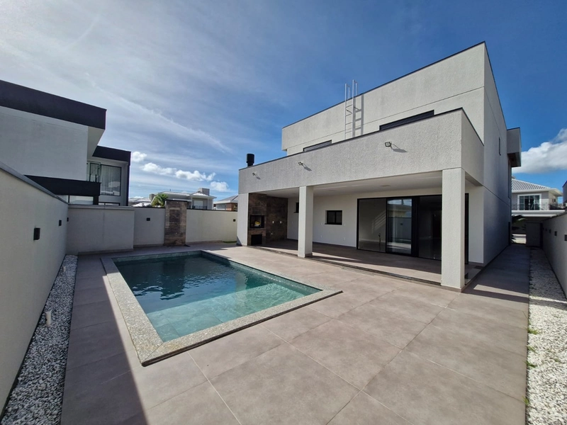 Casa de Alto Padrão em Condomínio de Luxo em Camboriú: 8ª foto da galeria de imagens do imóvel