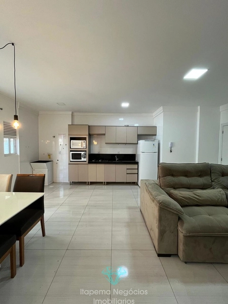 Apartamento à Venda em Morretes, Itapema – 2 Suítes, Mobiliado e com 1: 1ª foto da galeria de imagens do imóvel