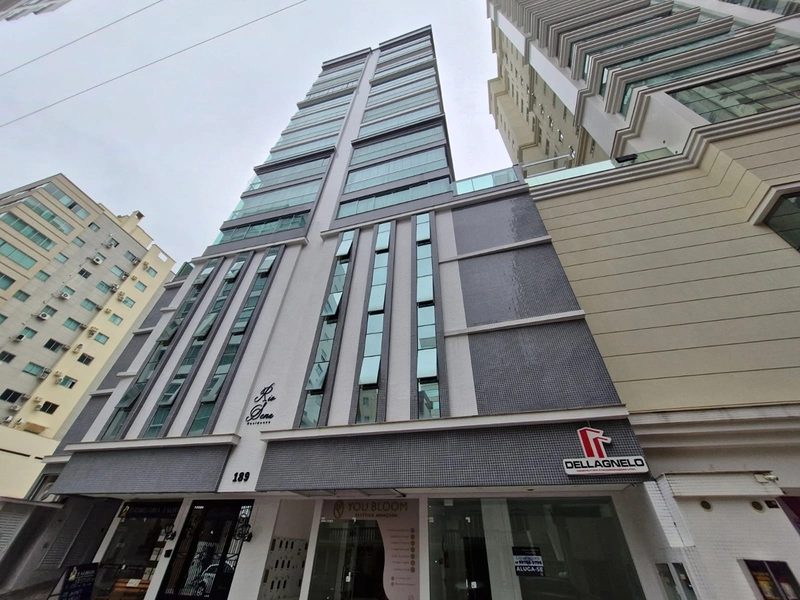 Sala comercial em Meia Praia - Itapema : 2ª foto da galeria de imagens do imóvel