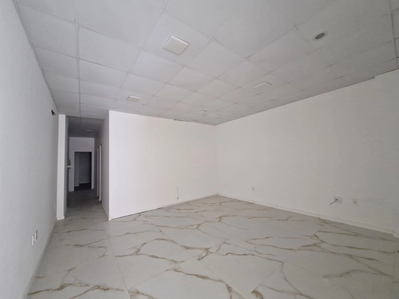 Sala comercial em Meia Praia - Itapema : 8ª foto da galeria de imagens do imóvel