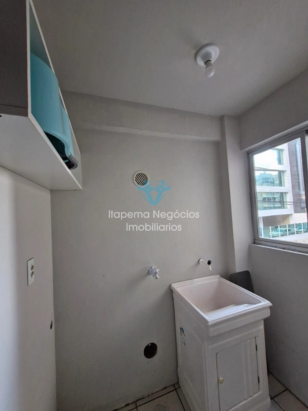 LOCAÇÃO – APARTAMENTO SEMI MOBILIADO NO CENTRO DE ITAPEMA: 15ª foto da galeria de imagens do imóvel