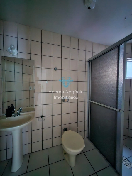 LOCAÇÃO – APARTAMENTO SEMI MOBILIADO NO CENTRO DE ITAPEMA: 17ª foto da galeria de imagens do imóvel