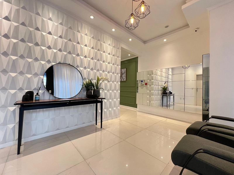 Apartamento Mobiliado e Decorado de Luxo, a Passos do Mar em Meia Praia, Itapema.: 8ª foto da galeria de imagens do imóvel