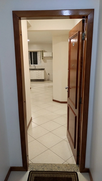 Locação anual na Meia Praia. : 5ª foto da galeria de imagens do imóvel