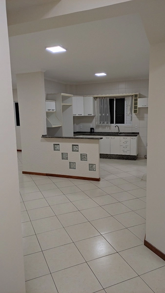 Locação anual na Meia Praia. : 7ª foto da galeria de imagens do imóvel