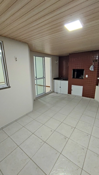 Locação anual na Meia Praia. : 15ª foto da galeria de imagens do imóvel