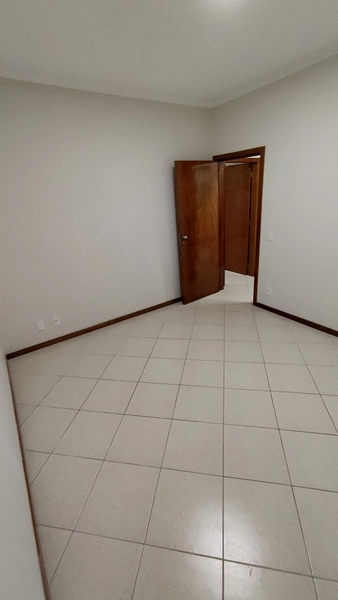 Locação anual na Meia Praia. : 20ª foto da galeria de imagens do imóvel