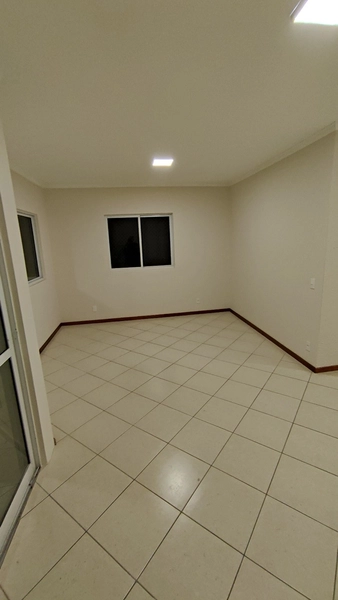 Locação anual na Meia Praia. : 9ª foto da galeria de imagens do imóvel