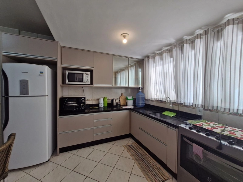 Apartamento Frente Mar à Venda em Meia Praia – 120m² Privativos: 10ª foto da galeria de imagens do imóvel