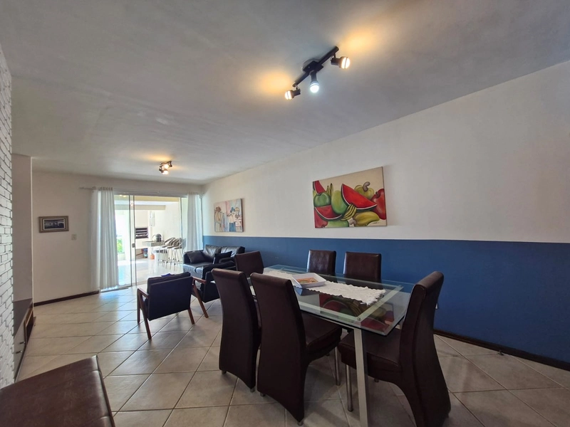 Apartamento Frente Mar à Venda em Meia Praia – 120m² Privativos: 8ª foto da galeria de imagens do imóvel