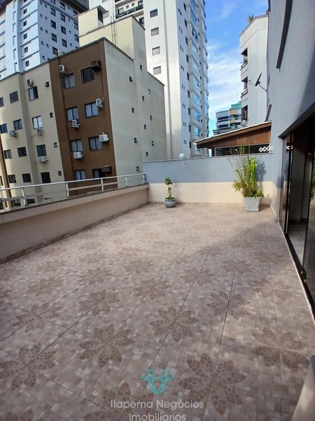 Apartamento Mobiliado de Alto Padrão com 3 Dormitórios - Meia Praia: 6ª foto da galeria de imagens do imóvel
