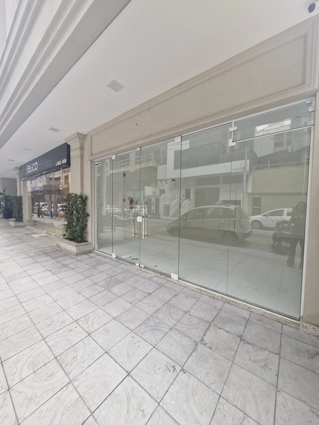 Sala comercial para alugar na, Meia Praia, Itapema.: 2ª foto da galeria de imagens do imóvel