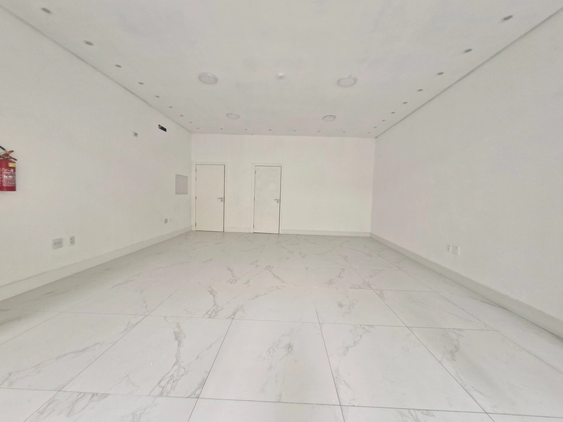 Sala comercial para alugar na, Meia Praia, Itapema.: 11ª foto da galeria de imagens do imóvel