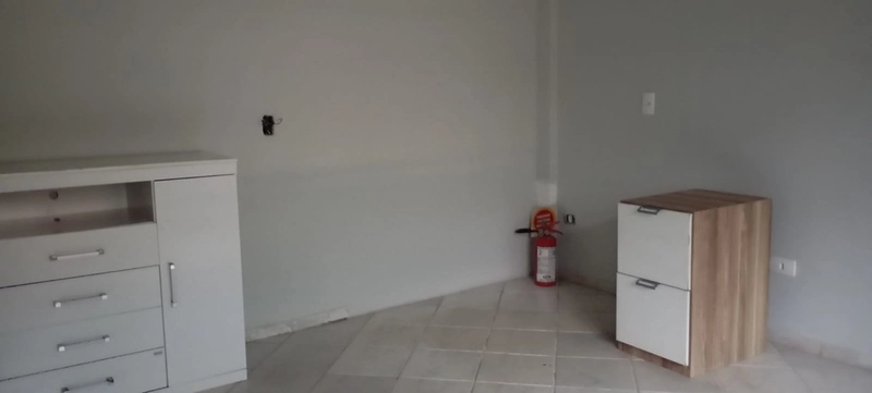 LOCAÇÃO DE SALA COMERCIAL – MEIA PRAIA / ITAPEMA: 4ª foto da galeria de imagens do imóvel
