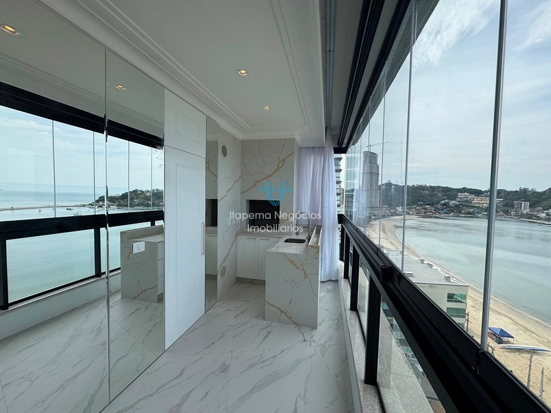Frente mar exclusivo com marina privativa, 3 suítes sendo 1 master e 3 vagas. Centro de Itapema: 32ª foto da galeria de imagens do imóvel