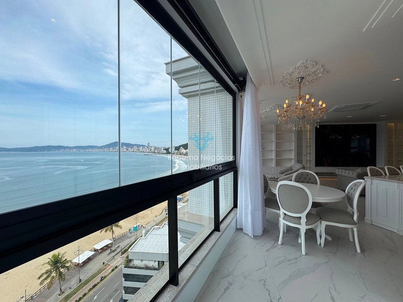 Frente mar exclusivo com marina privativa, 3 suítes sendo 1 master e 3 vagas. Centro de Itapema: 31ª foto da galeria de imagens do imóvel