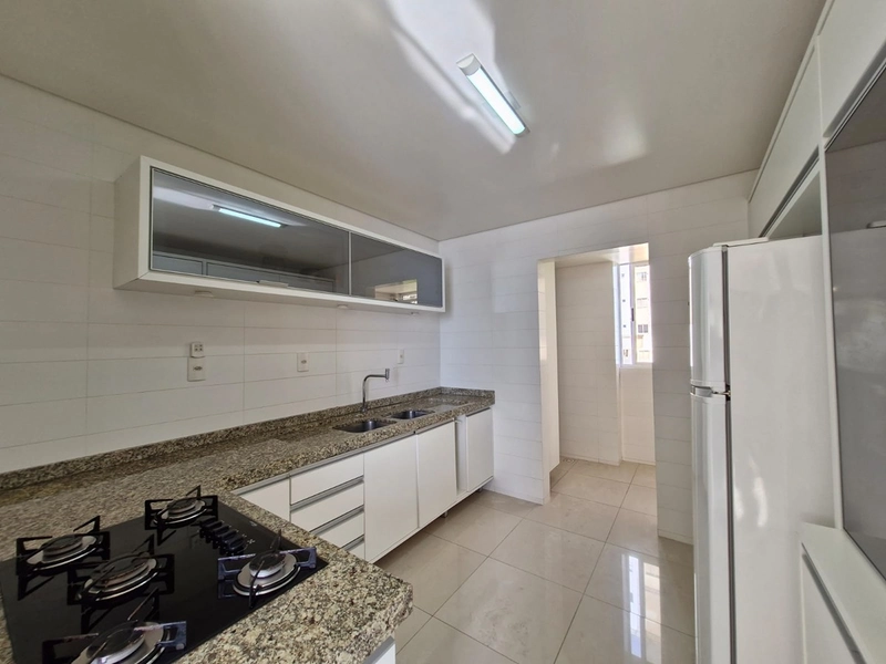 Apartamento com Vista Mar à Venda – Meia Praia, Quadra do Mar: 11ª foto da galeria de imagens do imóvel