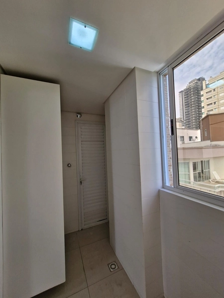 Apartamento com Vista Mar à Venda – Meia Praia, Quadra do Mar: 13ª foto da galeria de imagens do imóvel