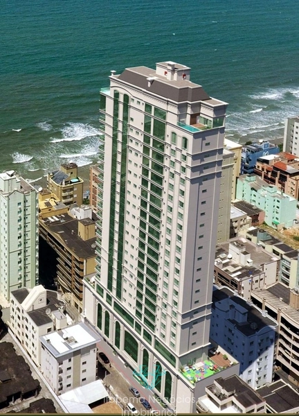 Apartamento de alto padrão na Meia Praia.: 2ª foto da galeria de imagens do imóvel
