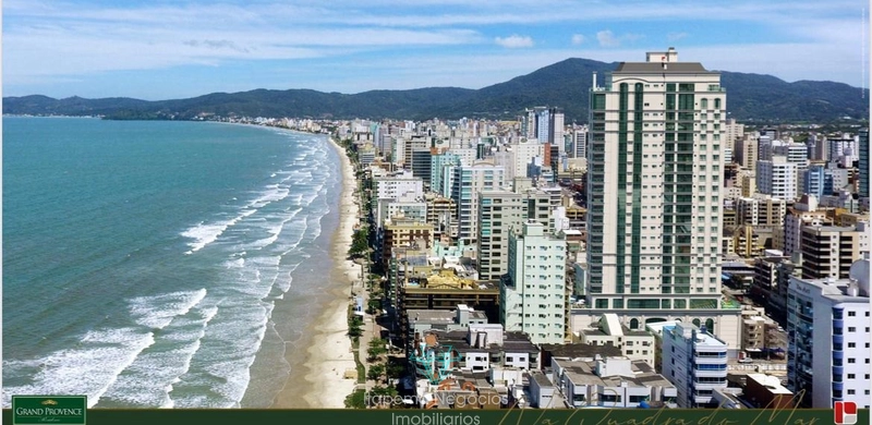 Apartamento de alto padrão na Meia Praia.: 1ª foto da galeria de imagens do imóvel