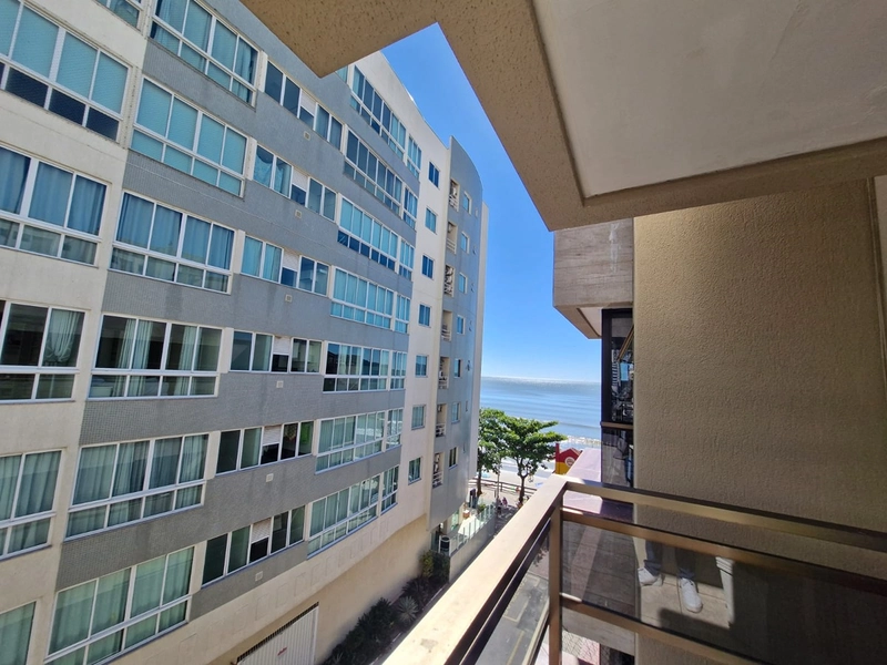 Apartamento frente mar com 4 suítes - Meia Praia: 6ª foto da galeria de imagens do imóvel