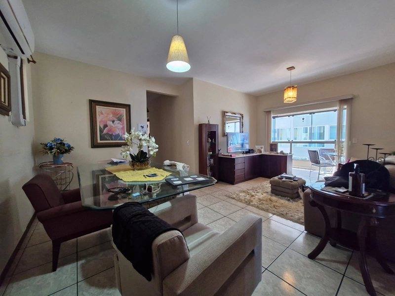 Apartamento frente mar com 4 suítes - Meia Praia: 16ª foto da galeria de imagens do imóvel