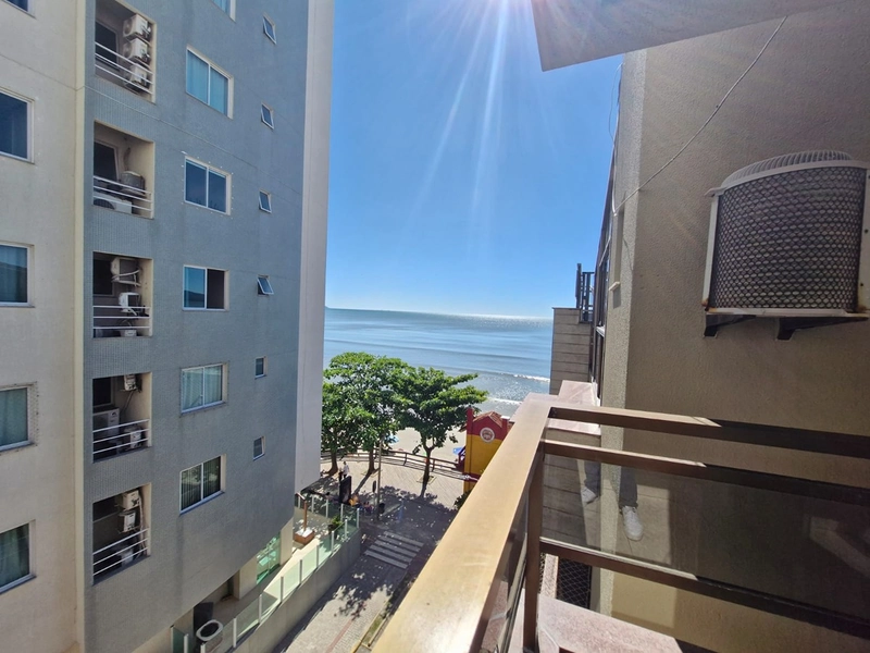 Apartamento frente mar com 4 suítes - Meia Praia: 7ª foto da galeria de imagens do imóvel