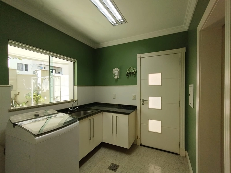 Casa Comercial para Locação – Ideal para Escritório, Clínica ou Empresa: 23ª foto da galeria de imagens do imóvel