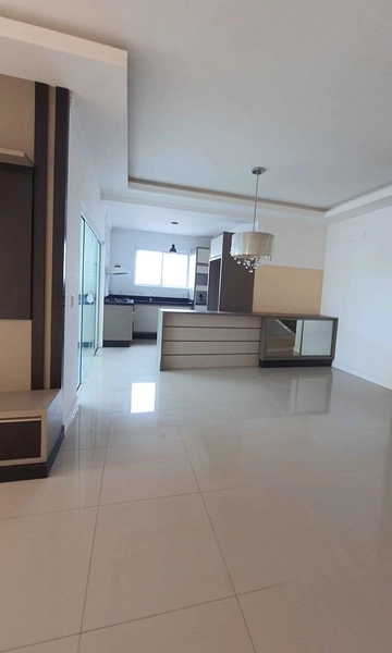 Apartamento 03 Suítes - Segunda quadra - Meia Praia: 2ª foto da galeria de imagens do imóvel