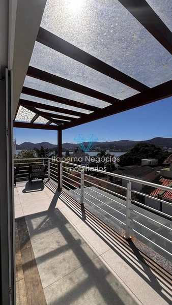 Casa de Alto Padrão à Venda – Florianópolis/SC: 1ª foto da galeria de imagens do imóvel